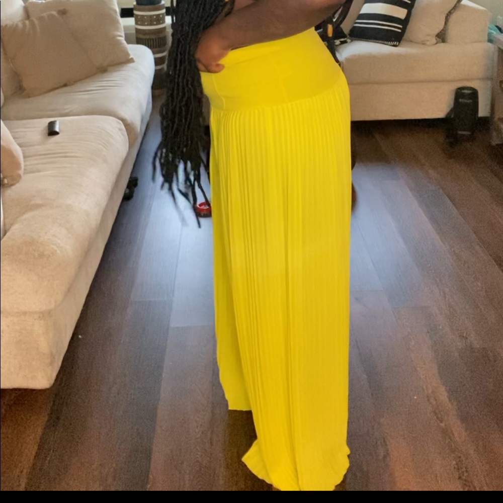 🏷4 for $60🏷️ Pleaded Pants